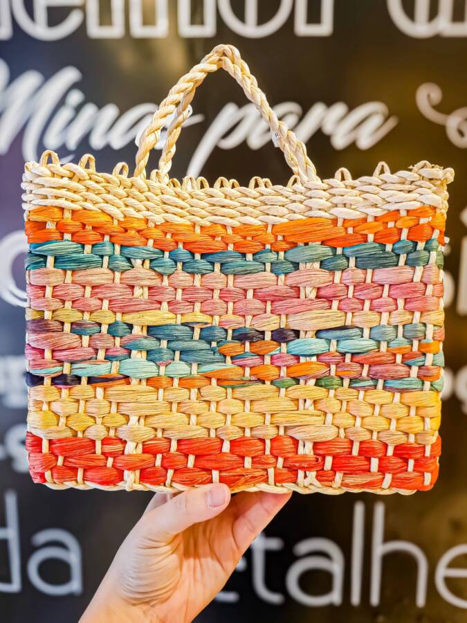 Bolsa de Palha Pequena Com Detalhe Colorido Artesanal