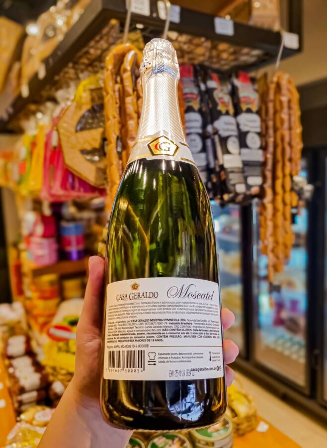 Vinho Moscatel Espumante Branco Casa Geraldo – 750ml - Imagem 3